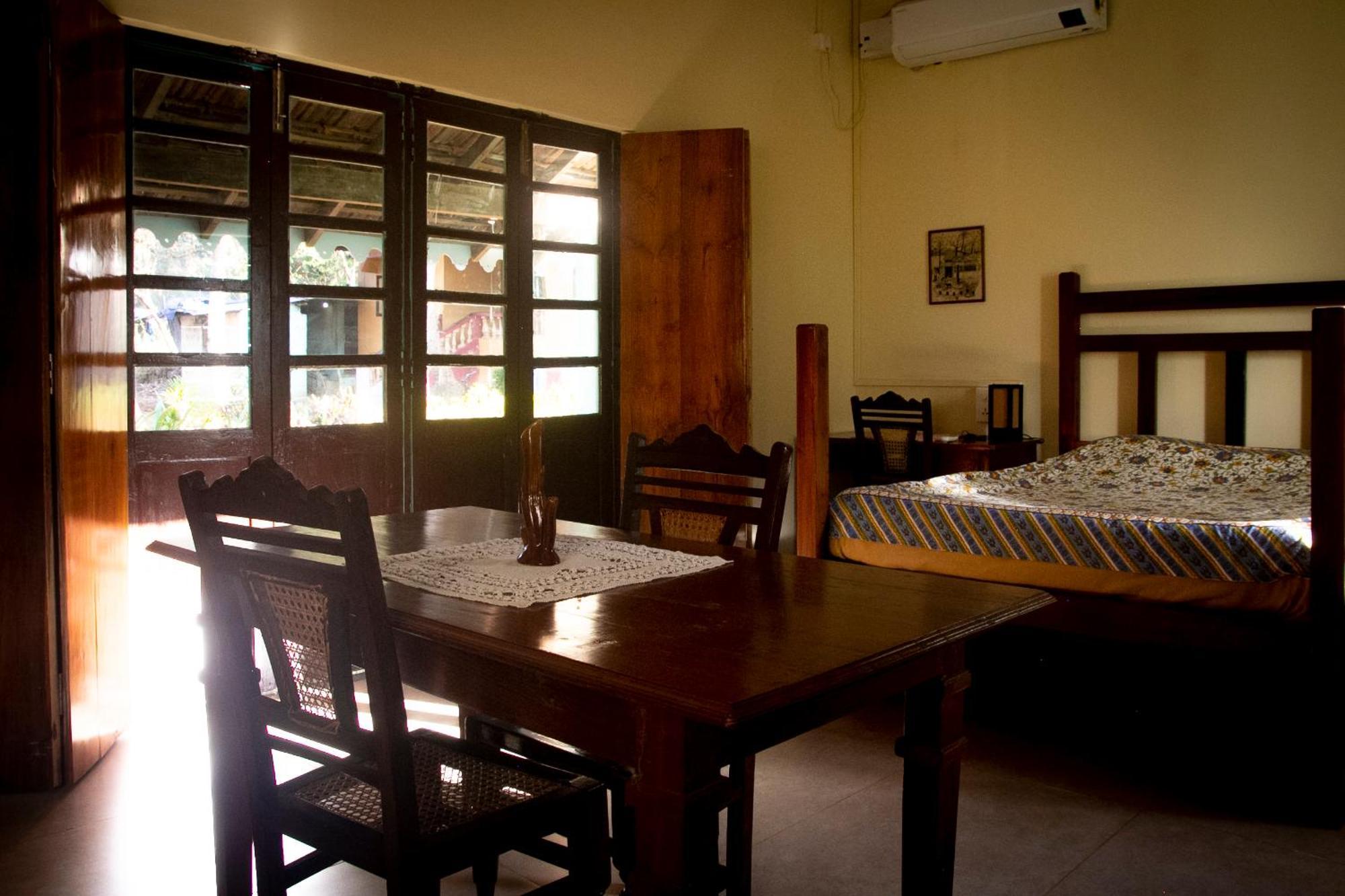 The Bungalow Bogmalo An 1880 Indo Portuguese Heritage Beach Villa South Goa Exteriör bild